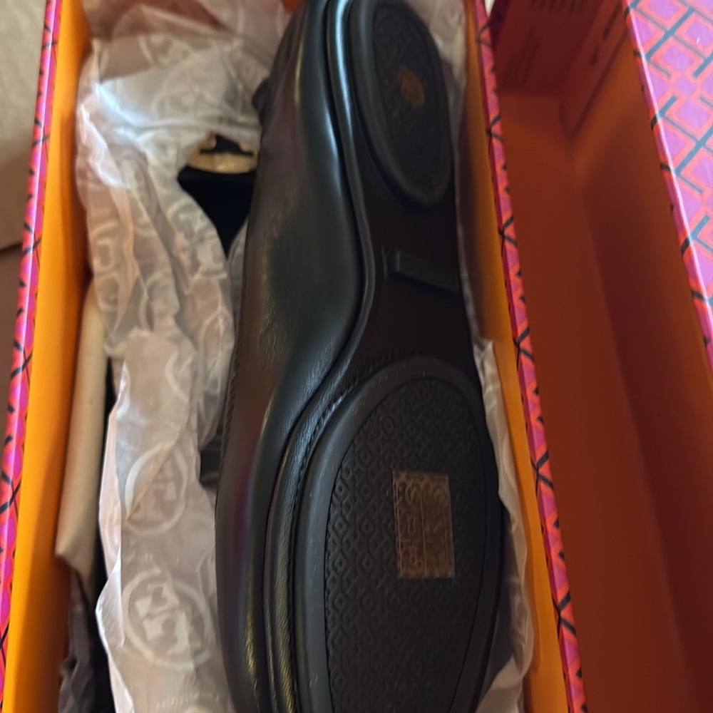 NEW Tory Burch Minnie Travel Ballet Flats Black Nappa Leather Logo Size 6.5 NIB - Picture 5 of 6